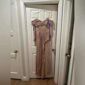 Rose gold sequin dress size, extra large, ladivine by Cinderella divine
